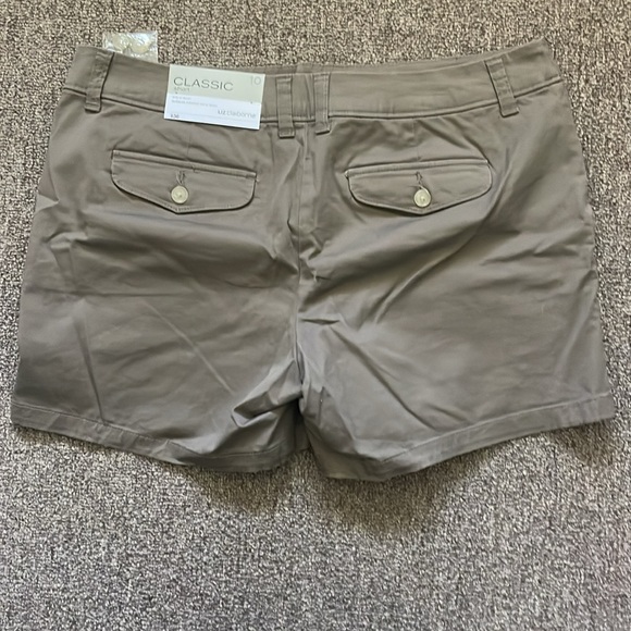 Liz Claiborne classic twill short size 10 - Picture 4 of 6
